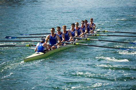 BOAT RACE .
